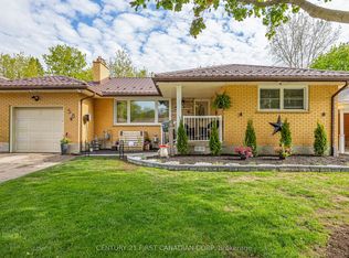 58 Centre Cres N, London, ON N6J 2Z6