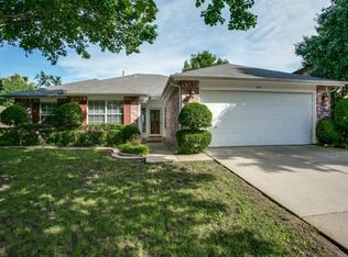 841 Atchison Dr, Saginaw, TX 76131
