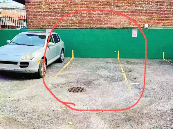 41-33 Parsons Boulevard image 11 of 11