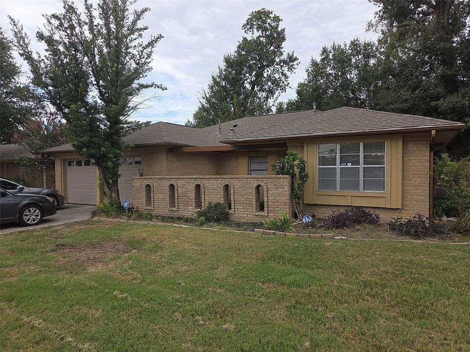 1st image of 5926 Black Maple Ln