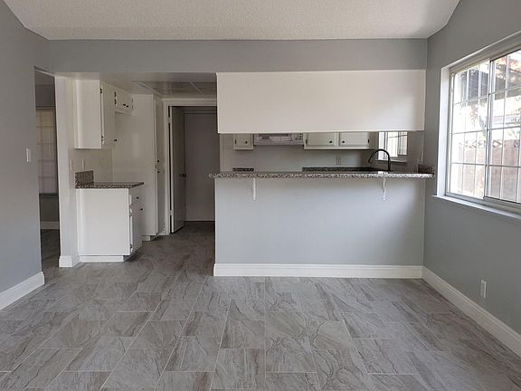 5th image of 3815 Kingfisher Way