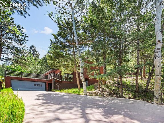 3rd image of 1091 Paradise Valley Dr