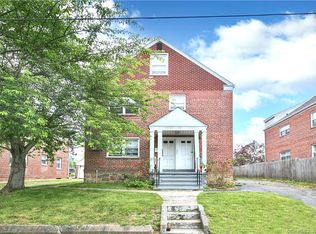 102 Mary Ave, Stratford, CT 06614
