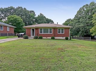 5525 Alder Dr, Forest Park, GA 30297