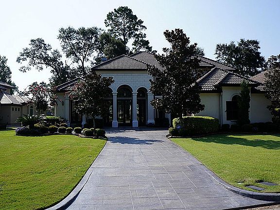 4th image of 2723 Northgate Village Dr