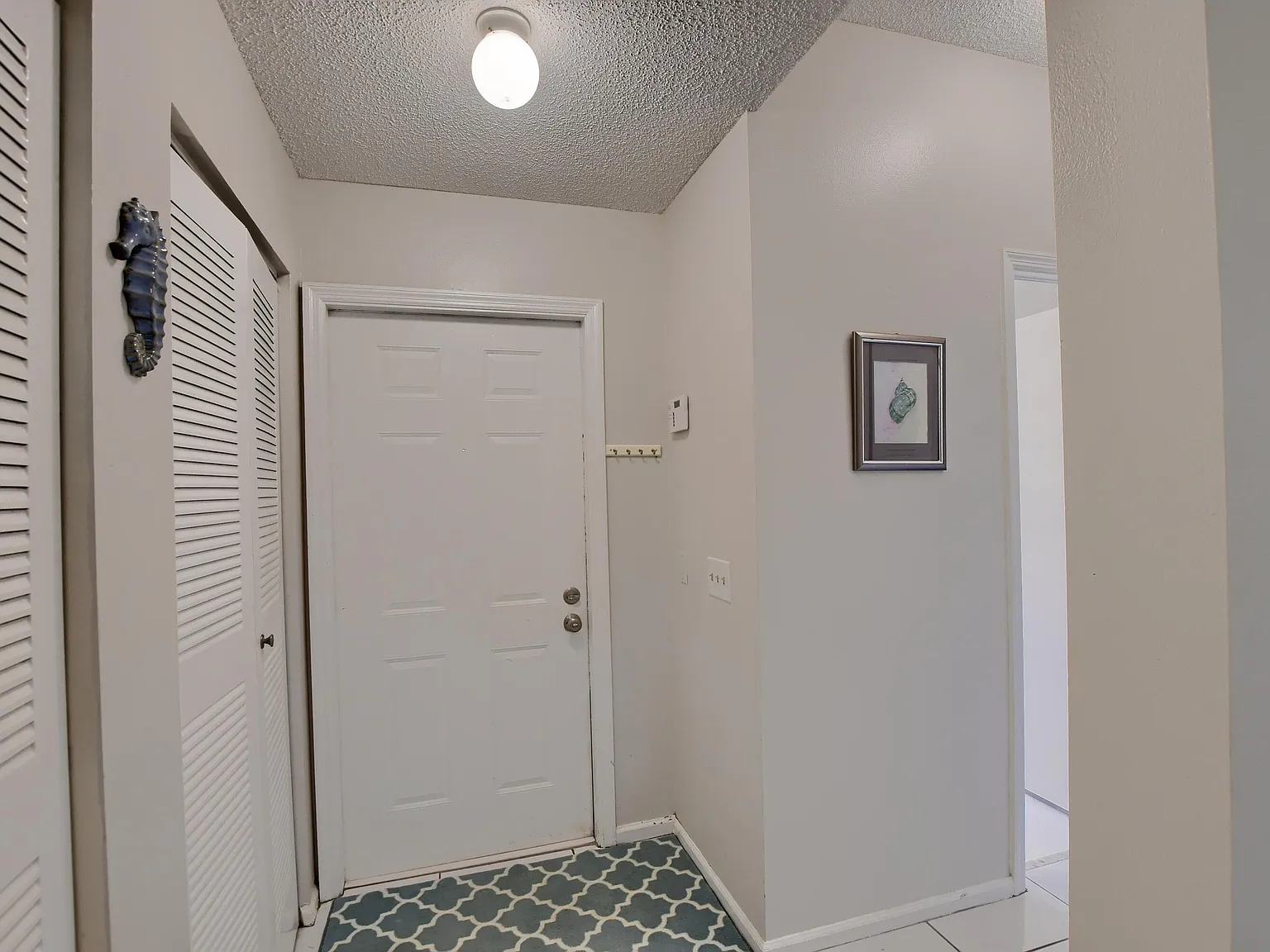 2 bed, 2.0 bath, 1145 sqft, $3,000 — Photo 3