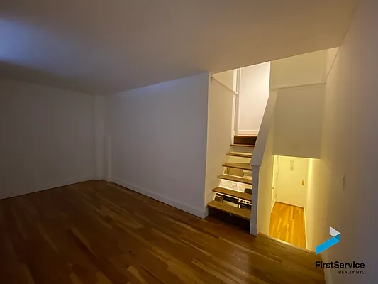 Rented by FirstService Realty (legacy) | media 9