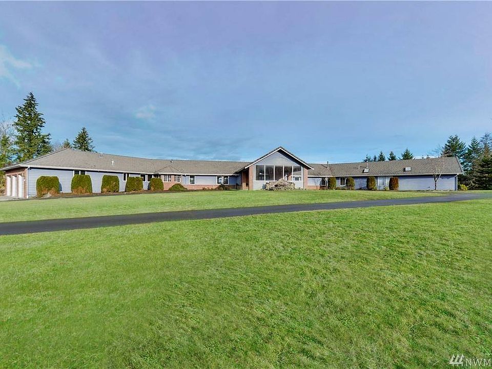 1st image of 17667 SE 303rd St