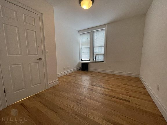 5th image of 2305 30th Ave APT D6
