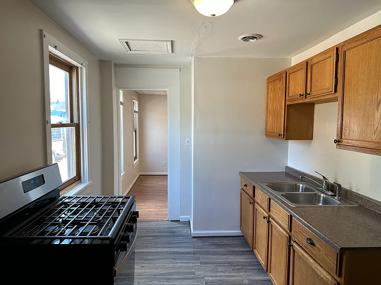 4237 Saint Clair Ave #1 — Photo 3