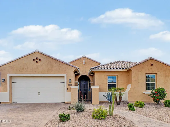 7962 S PARKCREST Street, Gilbert, AZ 85298
