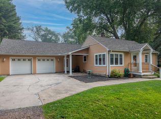 2168 W 18th St, La Porte, IN 46350