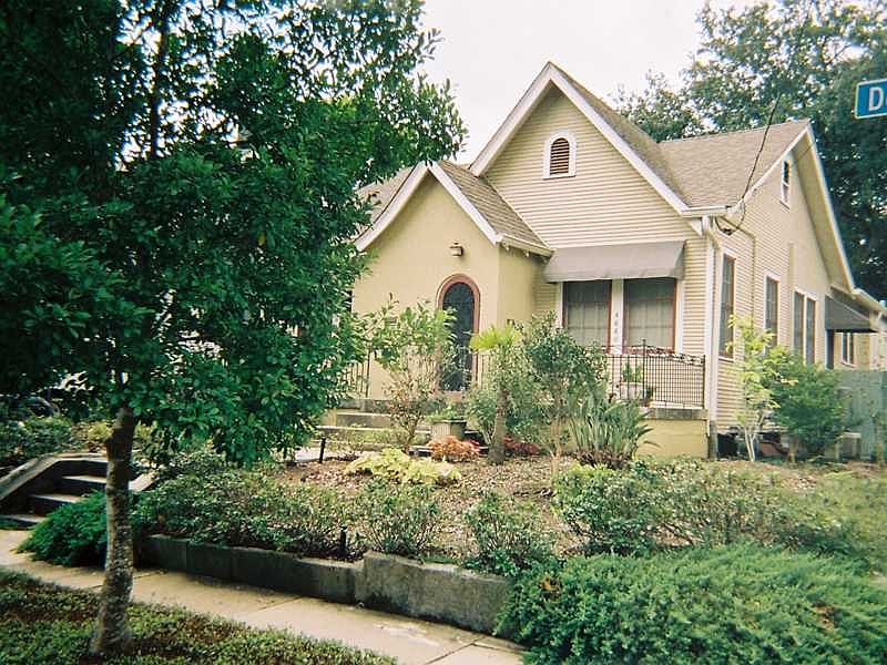 1st image of 4660 Demontluzin St