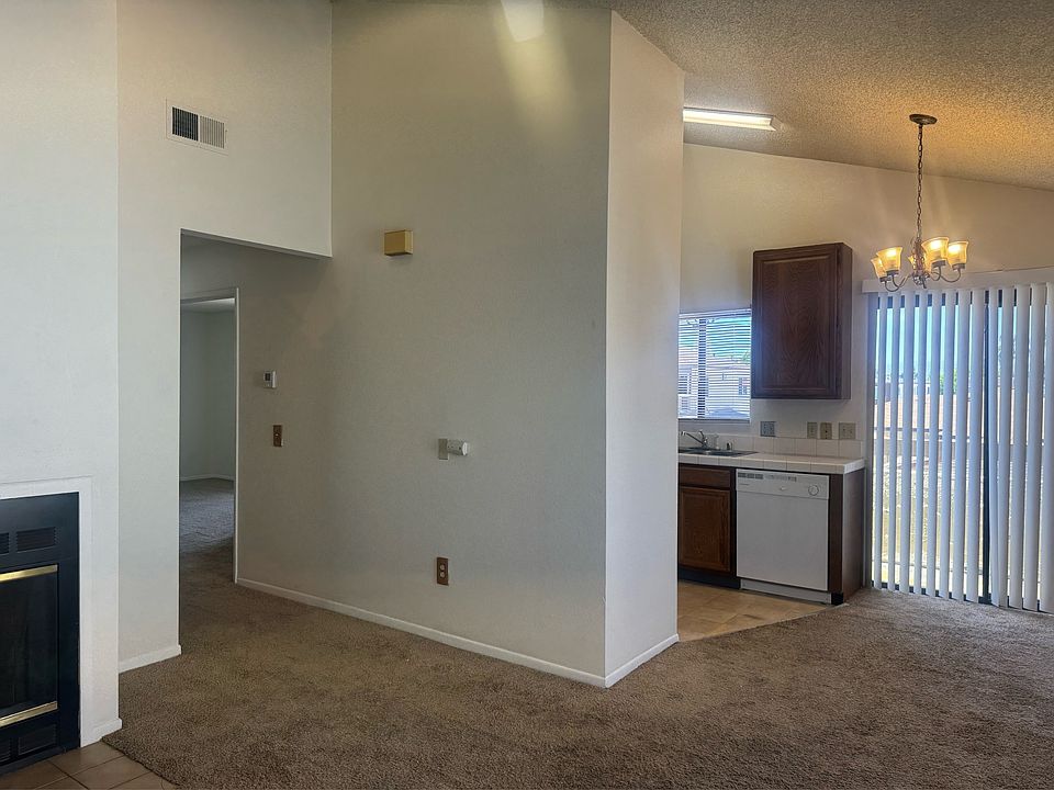 1st image of 4576 Hawley Blvd APT 8