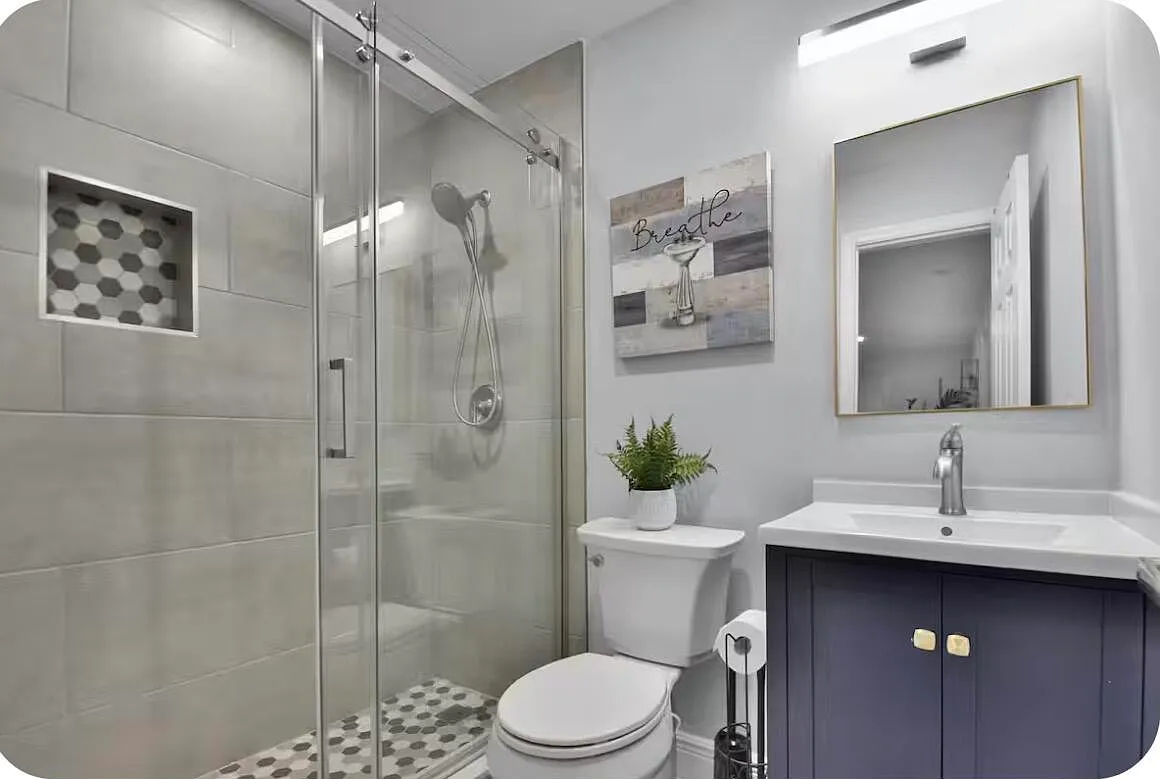 2 bed, 1.0 bath, 3047 sqft, $2,000 — Photo 2