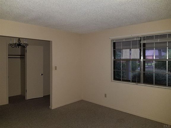 2nd image of 2820 Mandeville Ln