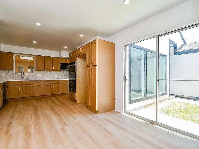 7714 Teal Run Dr — Photo 30