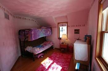 5th image of 35 1st St NE