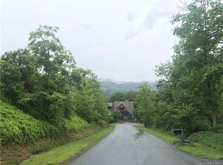 72 Courseview Dr, Weaverville, NC 28787