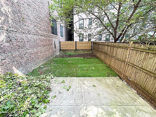 1st image of 152 W 128th St #G