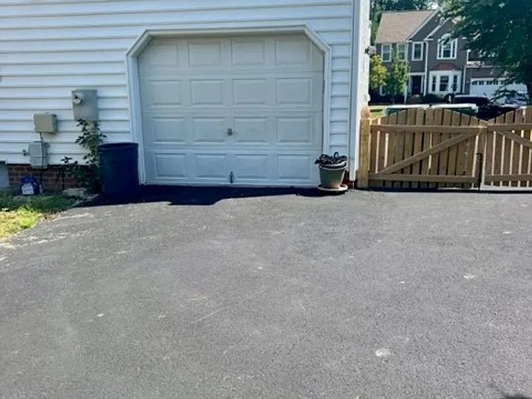5736 Lake West Ter — Photo 43