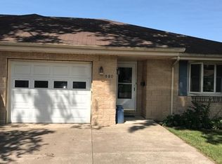 680 Elsie Ave, Crest Hill, IL 60403