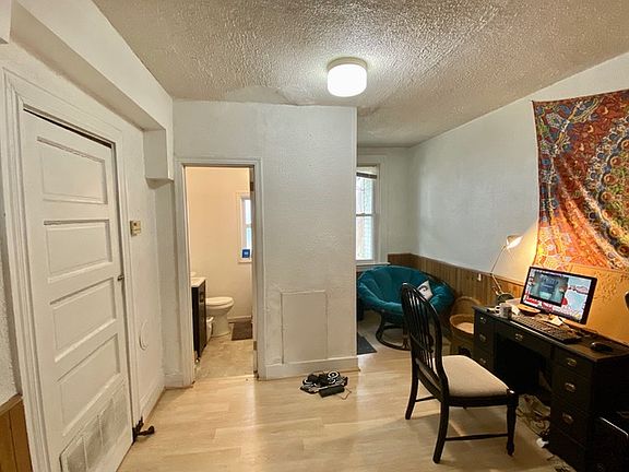 5th image of 3035 Brereton St APT 1