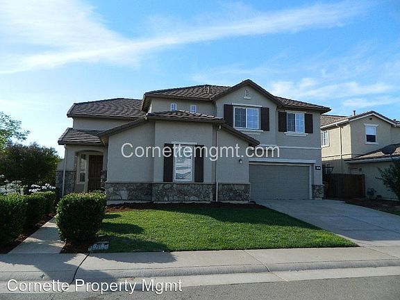 5th image of 301 Charnwood Ct
