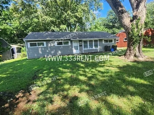 11012 Newton Ave, Kansas City, MO 64134
