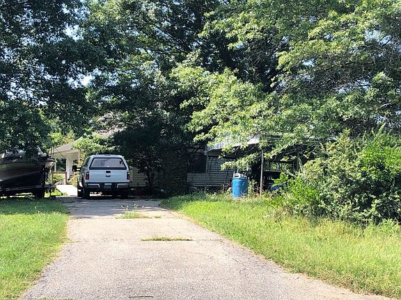 2nd image of 1300 Kenmar Dr