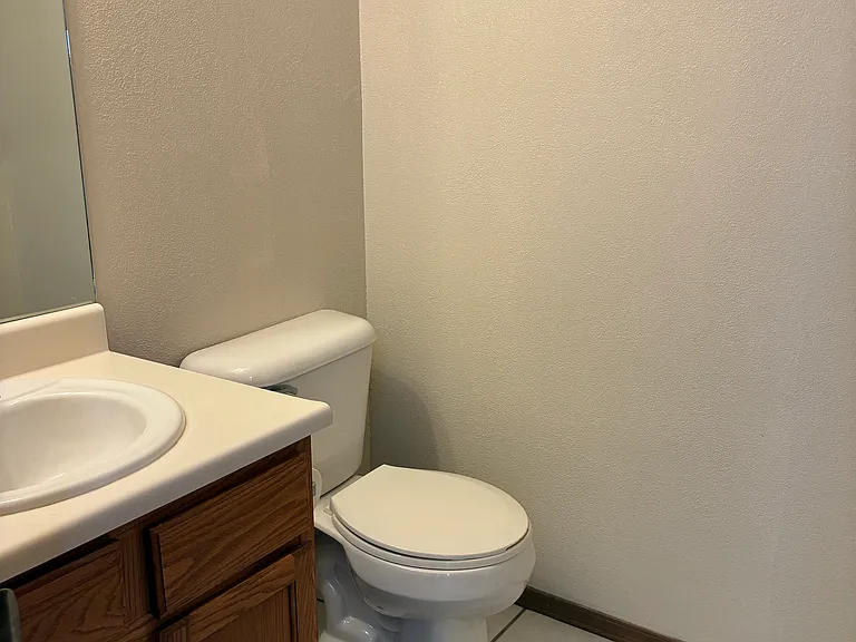 316 Arrowhead Dr #D — Photo 8