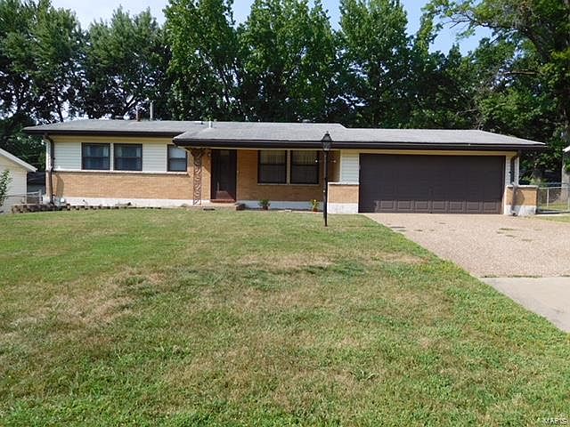 1st image of 1341 Petite Dr