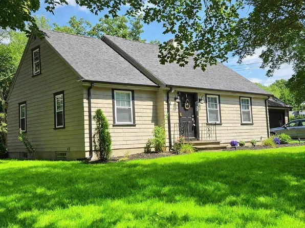 22 May St, North Attleboro, MA 02760