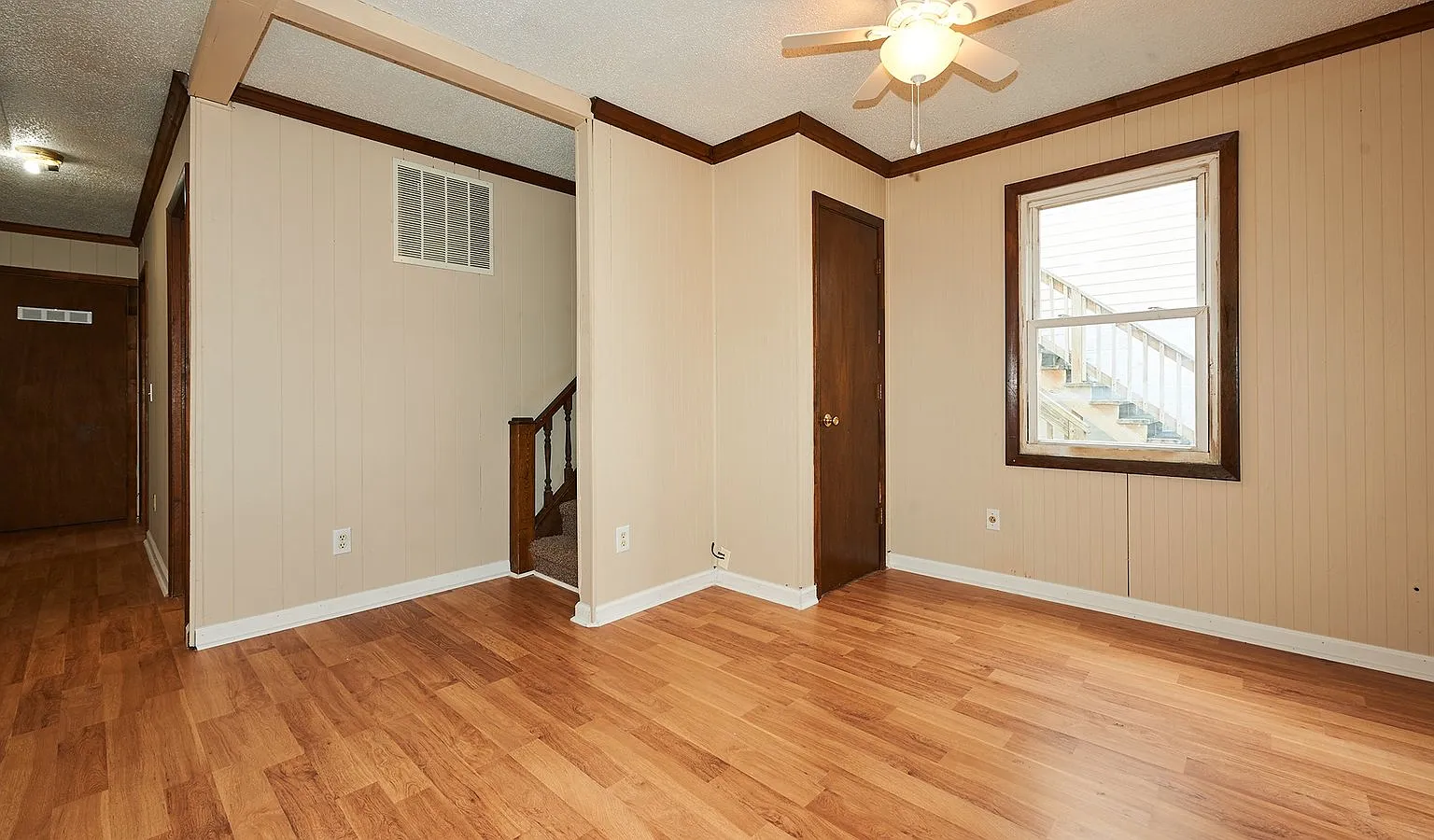 2 bed, 1.5 bath, $1,000 — Photo 3