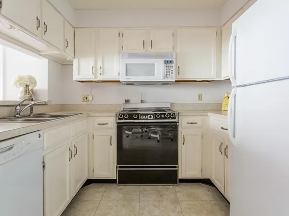 1800 Clairmont Lk Unit 427, Decatur, GA 30033