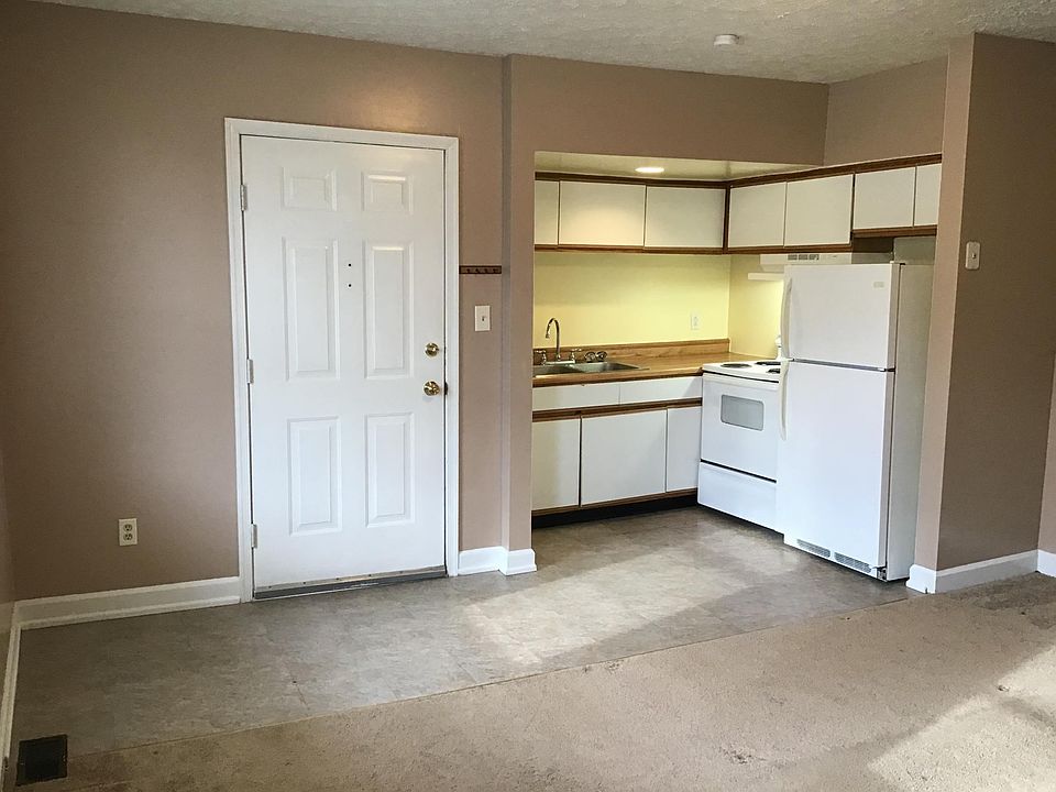2nd image of 208 N Kent St APT A