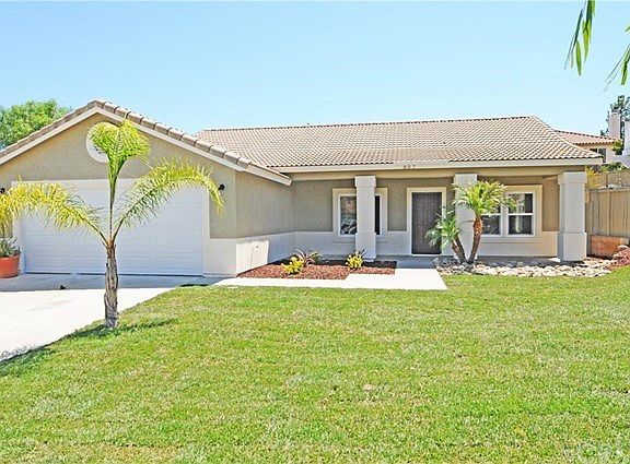 2nd image of 807 Solano Ct