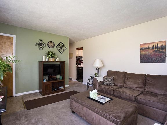 5th image of 7708 Brewer Dr