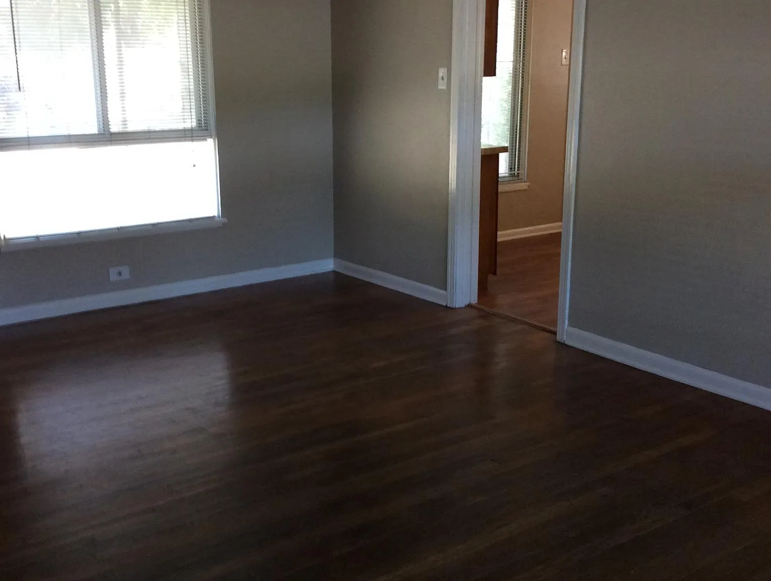 2 bed, 828 sqft, $1,400 — Photo 3