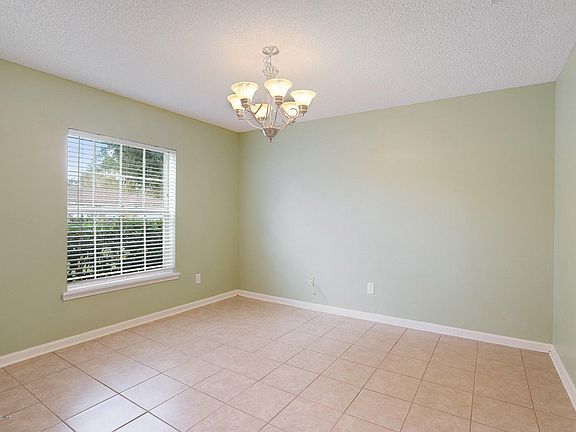 4th image of 11585 Deep Springs Dr N