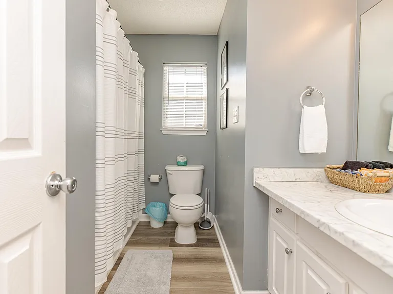 225 Stirling Bridge Dr — Photo 34