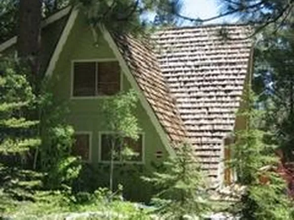 27322 Pinewood Dr, Lake Arrowhead, CA 92352