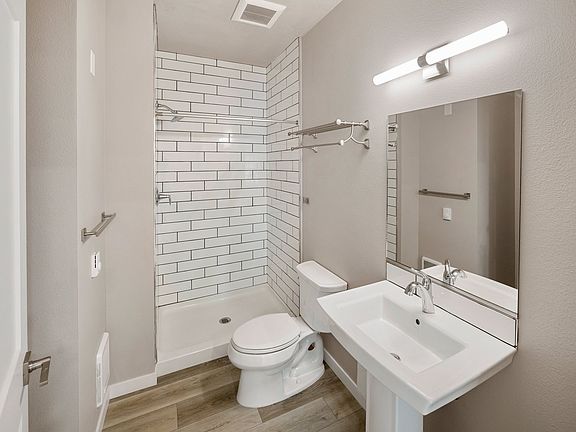 4th image of 6515 N Austin Rd #205