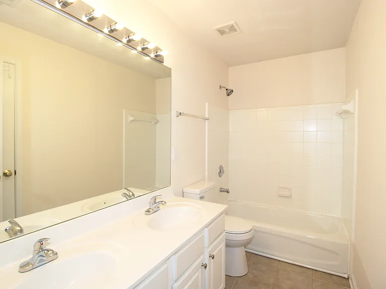 8155 Cavendish Pl — Photo 25