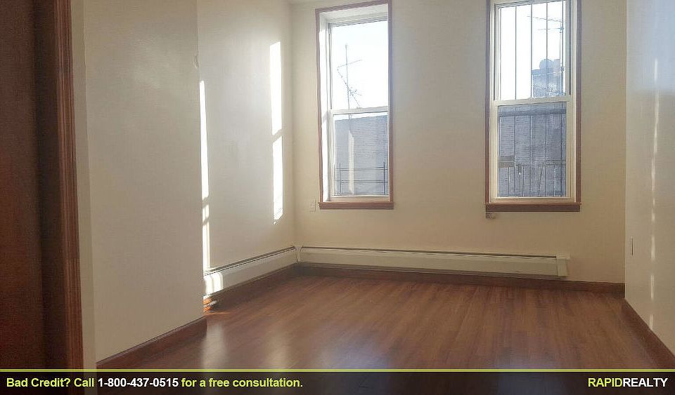 1st image of 252 Irving Ave #22