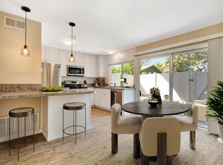 493 Serento Cir, Thousand Oaks, CA 91360