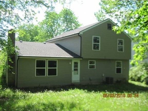 3rd image of 2699 Clubhouse Dr