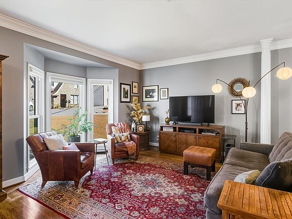 4th image of 117 Westover Park Ct