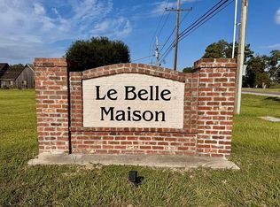 363 Le Belle Maison Dr, Raceland, LA 70394