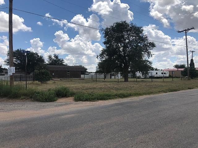 1st image of 500 NE Avenue C